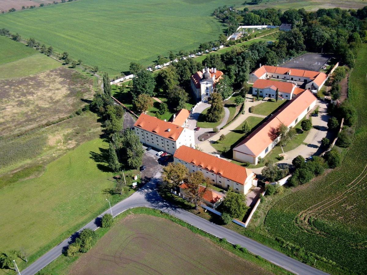 Pytloun Chateau Hotel Ctenice Praga Zewnętrze zdjęcie