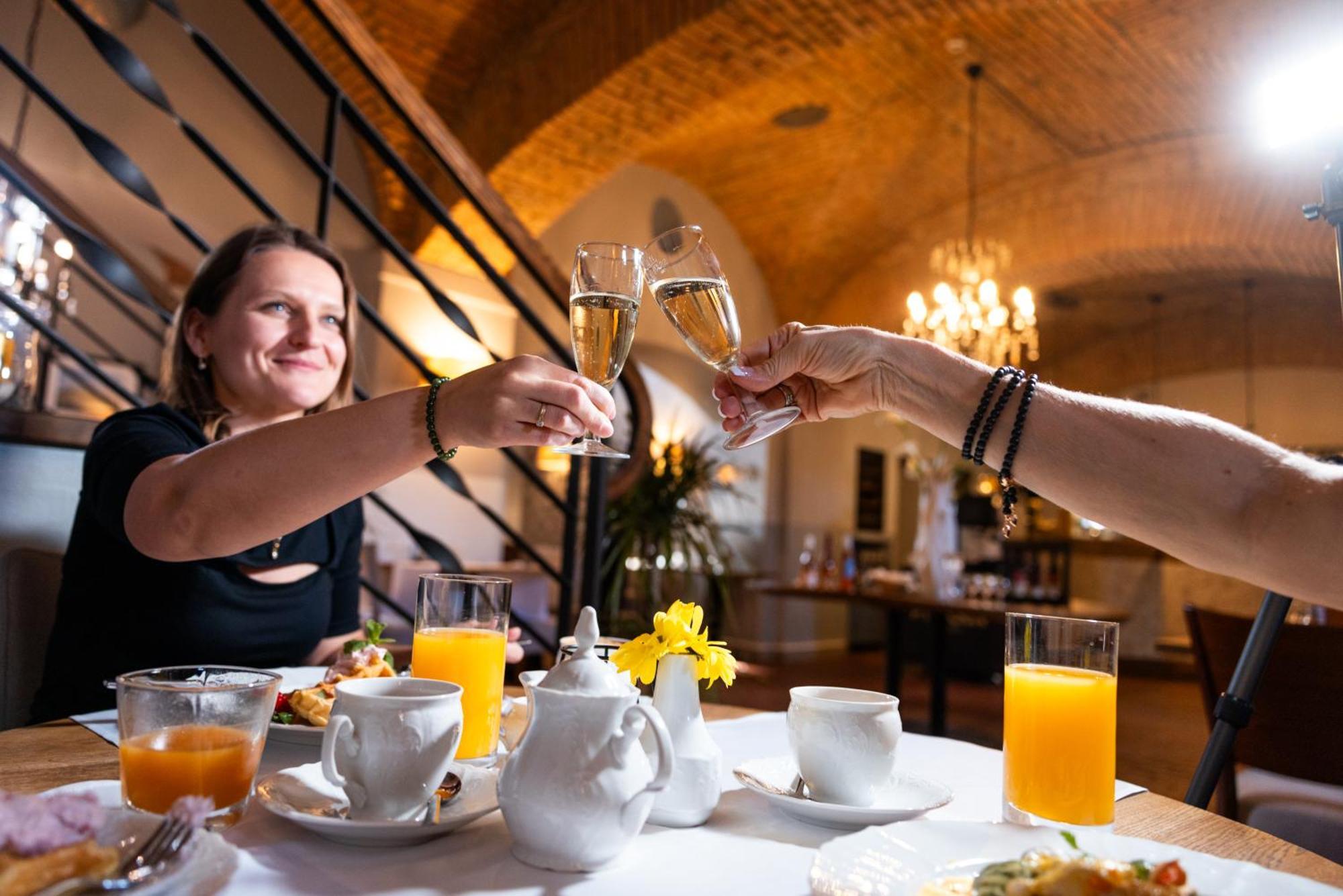 Pytloun Chateau Hotel Ctenice Praga Zewnętrze zdjęcie